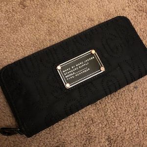 Marc Jacobs wallet
